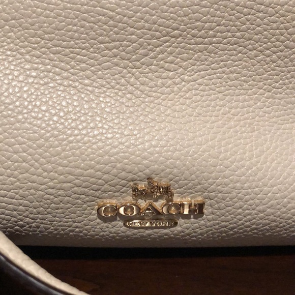 Coach turn lock purse - Picture 3 of 16